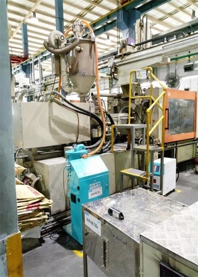 Máquina de carregamento automático controlada por PLC para transporte de pellets de plástico