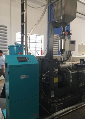 Carregador automático plástico do funil da máquina de carregamento com cor ambiental