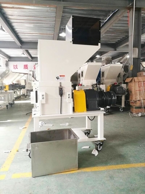 Moedor plástico de baixa velocidade branco OG-1LS do granulador 1.5KW 20 Kg/H da capacidade