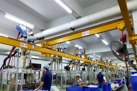 Doseador volumétrico plástico da máquina de mistura de Masterbatch para a modelagem por injeção
