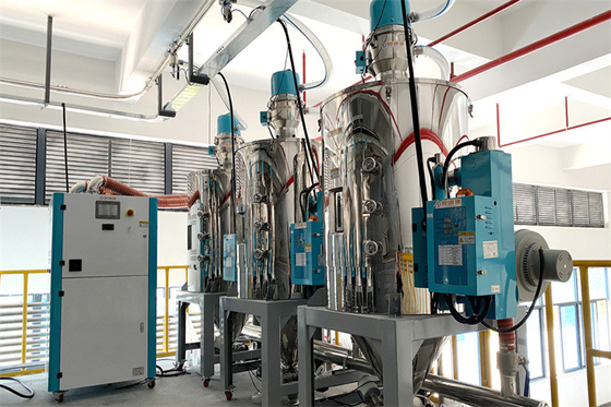 Sistema de alimentação material central vácuo plástico da modelação por injeção que transporta o sistema