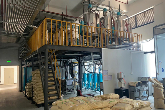 Secando a fase de alimentação centralizada de mistura 380V do sistema 3 para a injeção plástica OMCS